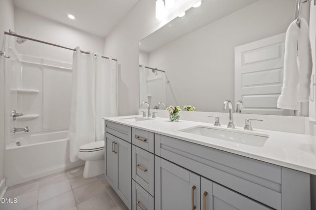 521 Roycroft Drive, Wake Forest, NC 27587