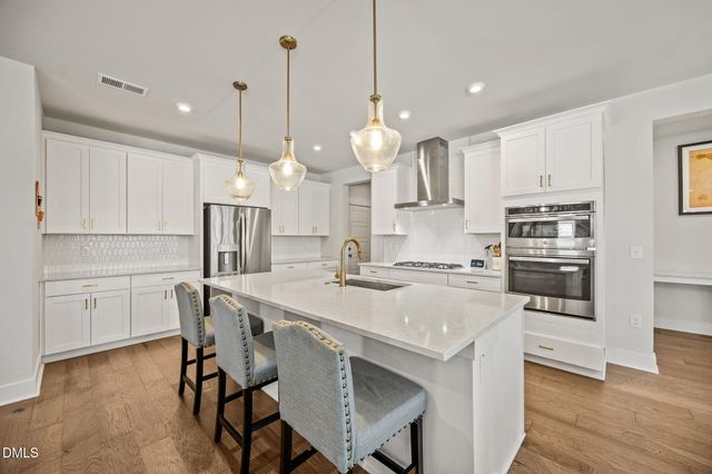 521 Roycroft Drive, Wake Forest, NC 27587