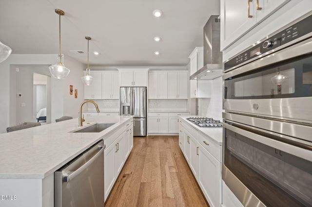 521 Roycroft Drive, Wake Forest, NC 27587