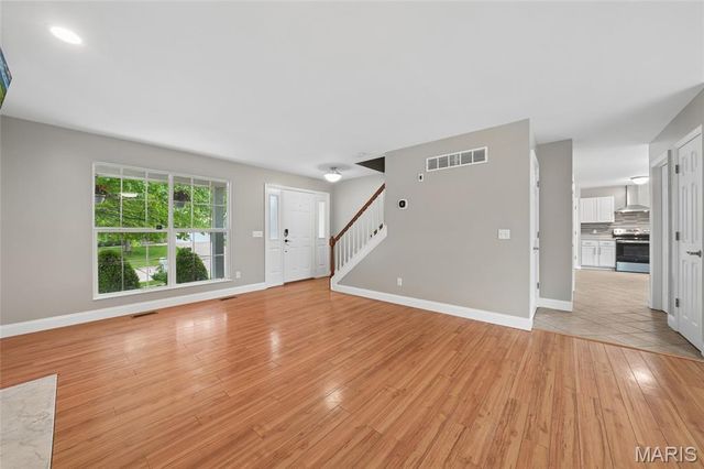 28 Fawn Oaks Drive, O'fallon, MO 63366