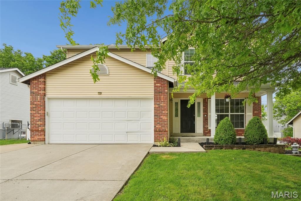 28 Fawn Oaks Drive, O'fallon, MO 63366