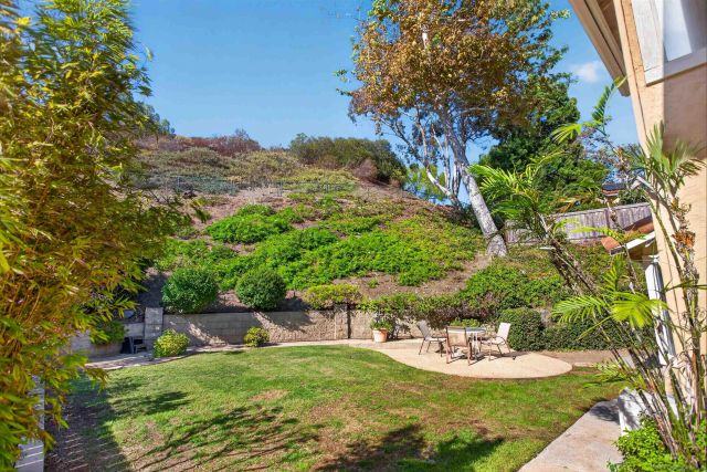 2141 Emberwood Way, Escondido, CA 92029