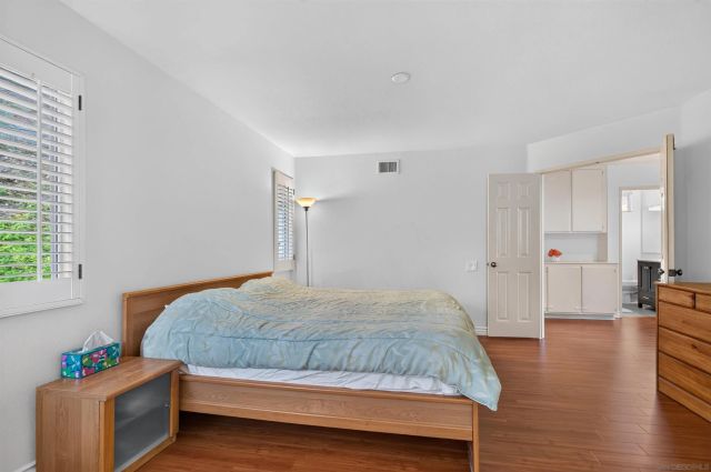 2141 Emberwood Way, Escondido, CA 92029