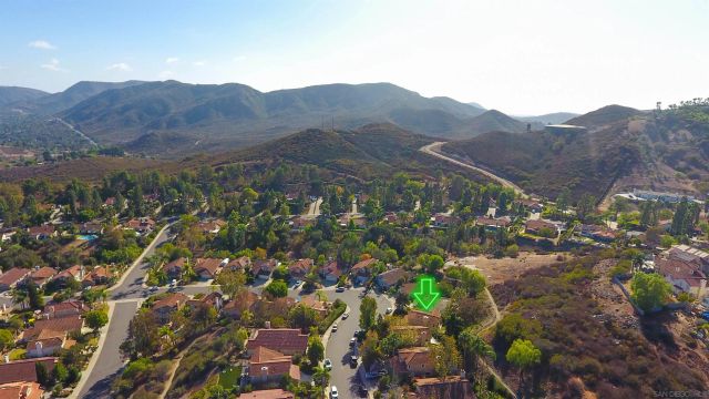 2141 Emberwood Way, Escondido, CA 92029