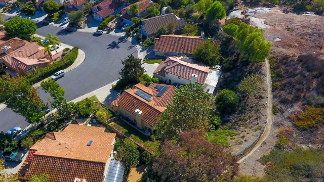 2141 Emberwood Way, Escondido, CA 92029
