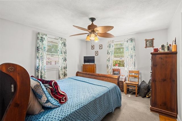 7 Sherwood Avenue, Coventry, RI 02816