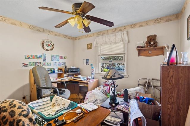 7 Sherwood Avenue, Coventry, RI 02816