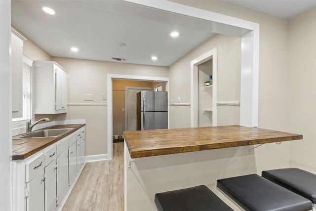 3227 Spring Avenue, Dallas, TX 75215