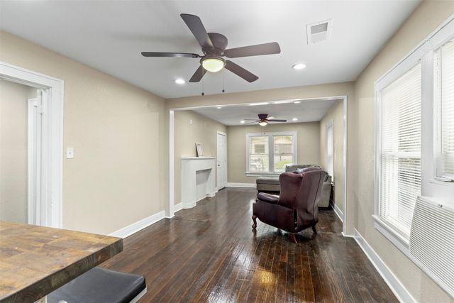 3227 Spring Avenue, Dallas, TX 75215