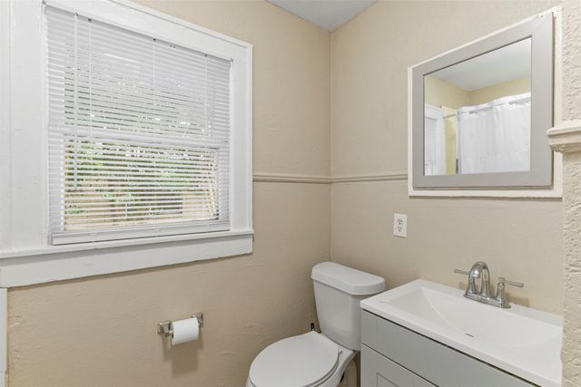 3227 Spring Avenue, Dallas, TX 75215