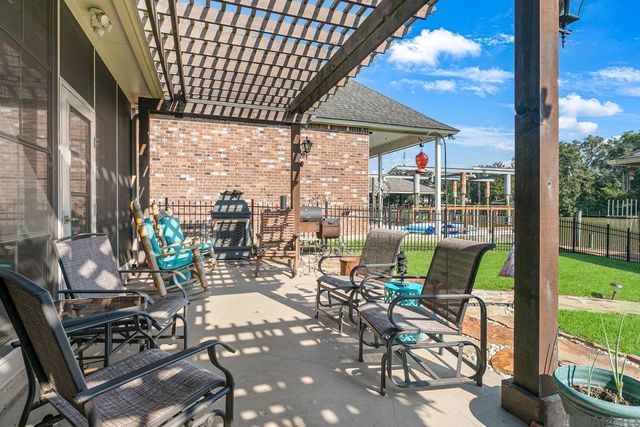 21161 Waterfront East Dr, Maurepas, LA 70449