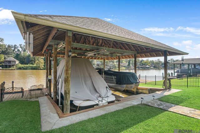 21161 Waterfront East Dr, Maurepas, LA 70449