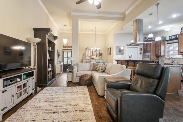 21161 Waterfront East Dr, Maurepas, LA 70449