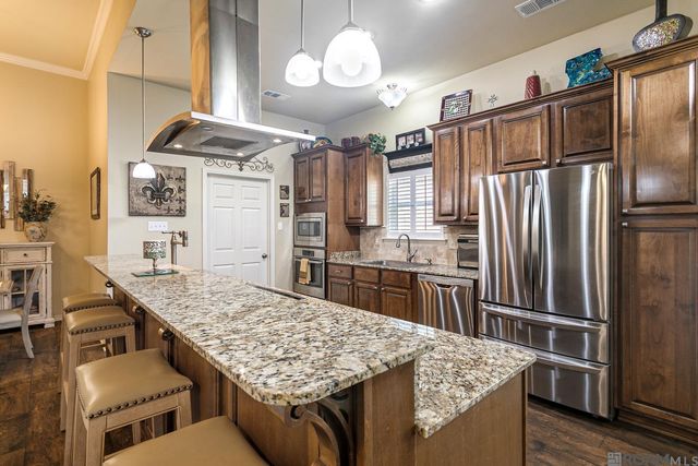 21161 Waterfront East Dr, Maurepas, LA 70449