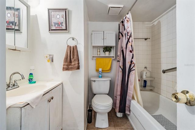 7210 N MANHATTAN AVENUE 1913, Tampa, FL 33614