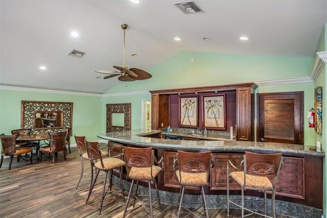 7210 N MANHATTAN AVENUE 1913, Tampa, FL 33614