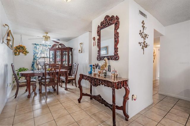 7210 N MANHATTAN AVENUE 1913, Tampa, FL 33614