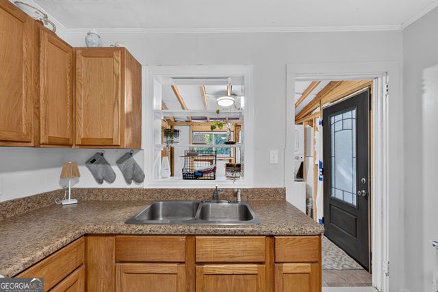 504 N Pond Street, Toccoa, GA 30577