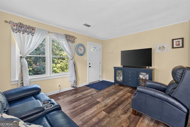504 N Pond Street, Toccoa, GA 30577
