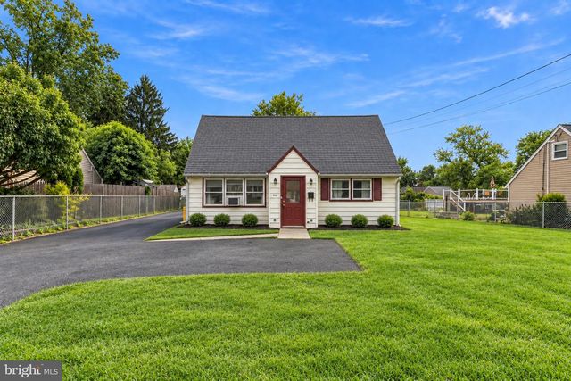 46 DUNMORE AVE, Ewing, NJ 08618