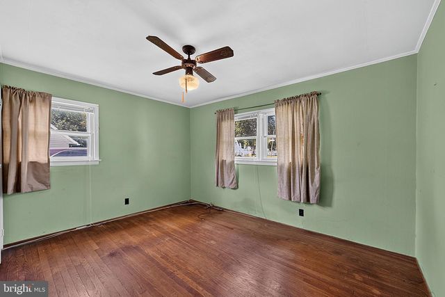 46 DUNMORE AVE, Ewing, NJ 08618