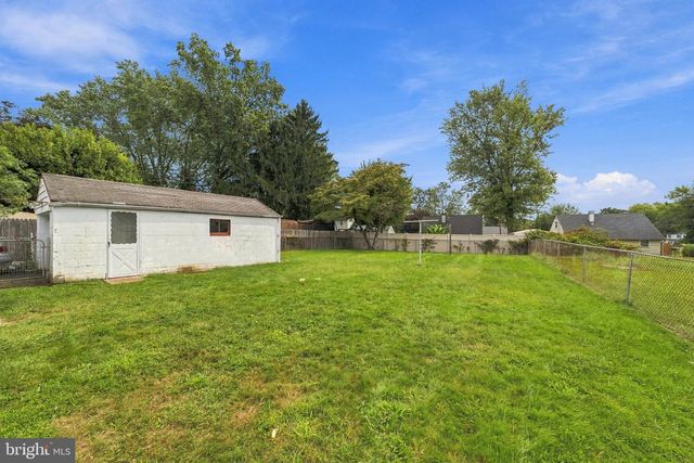 46 DUNMORE AVE, Ewing, NJ 08618