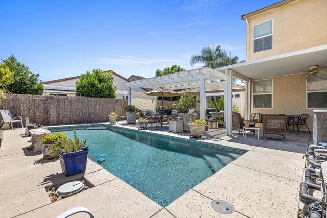 2808 Espana Ln, Modesto, CA 95355