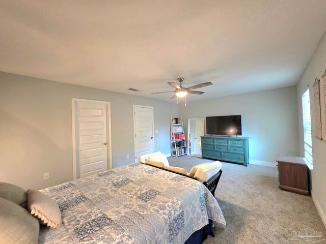 826 Smiley Cir, Pensacola, FL 32514