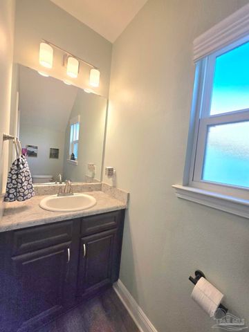 826 Smiley Cir, Pensacola, FL 32514