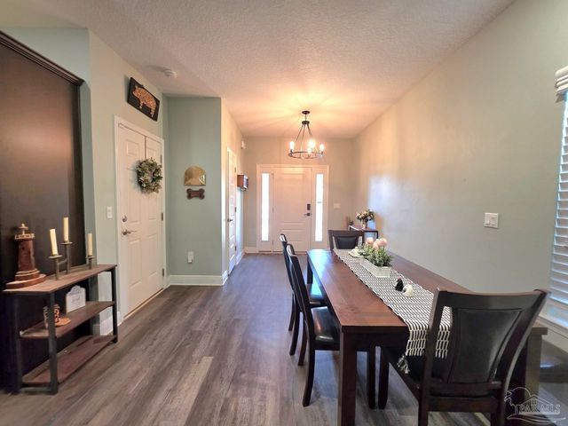 826 Smiley Cir, Pensacola, FL 32514