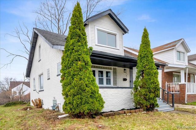 5903 Wayburn Street, Detroit, MI 48224