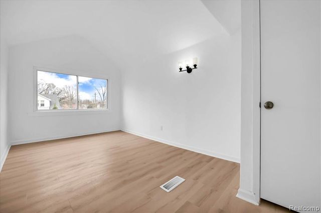 5903 Wayburn Street, Detroit, MI 48224