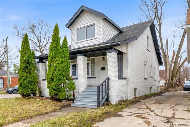 5903 Wayburn Street, Detroit, MI 48224