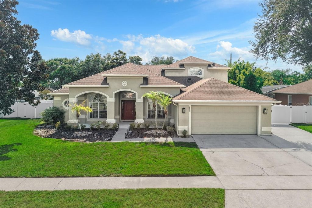 718 LITTLE HAMPTON LANE, Gotha, FL 34734