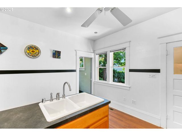 108 W 23RD St, Vancouver, WA 98660