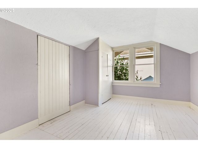 108 W 23RD St, Vancouver, WA 98660