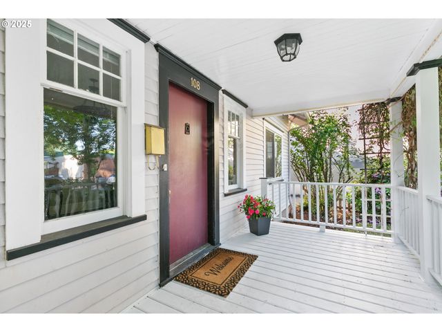 108 W 23RD St, Vancouver, WA 98660