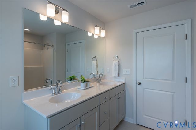 000 Villetta Pointe Ln, Mechanicsville, VA 23116