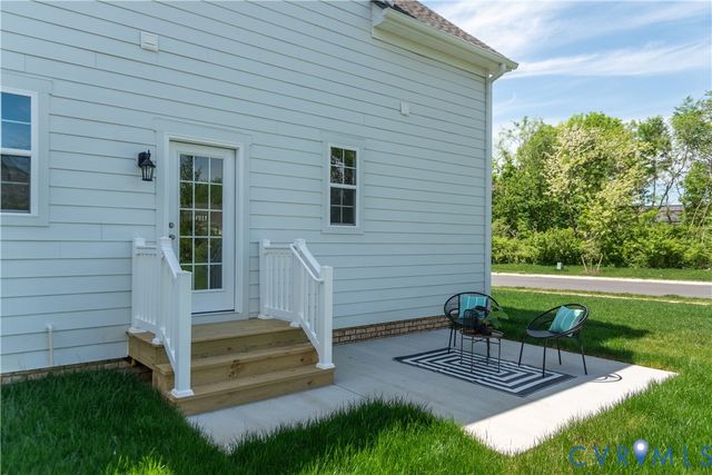 000 Villetta Pointe Ln, Mechanicsville, VA 23116