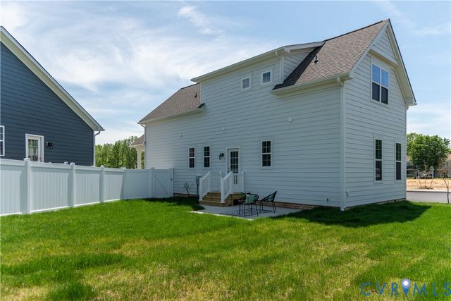 000 Villetta Pointe Ln, Mechanicsville, VA 23116