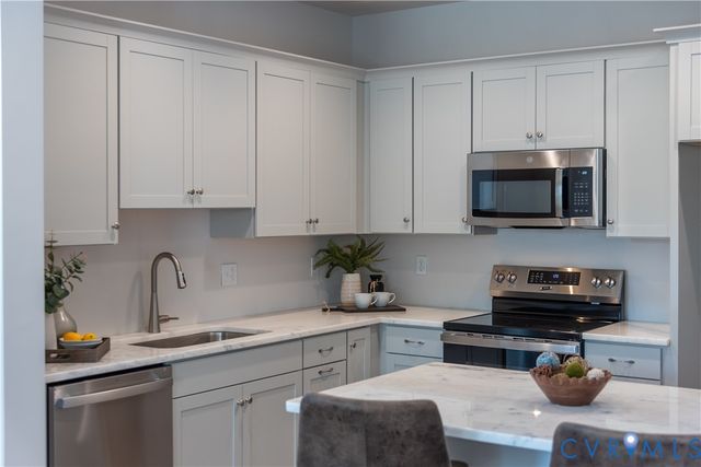 000 Villetta Pointe Ln, Mechanicsville, VA 23116