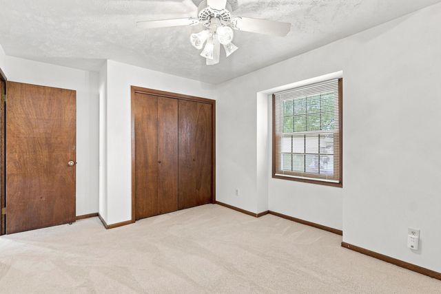 702 W Iowa Street, Eldridge, IA 52748