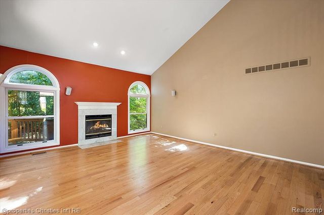 6835 High Ridge Road, West Bloomfield, MI 48324