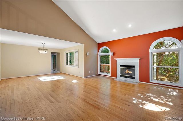 6835 High Ridge Road, West Bloomfield, MI 48324