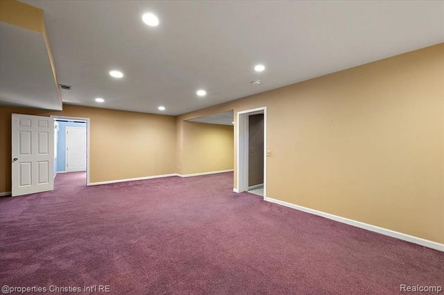 6835 High Ridge Road, West Bloomfield, MI 48324