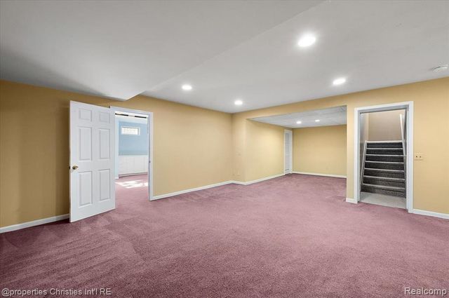 6835 High Ridge Road, West Bloomfield, MI 48324