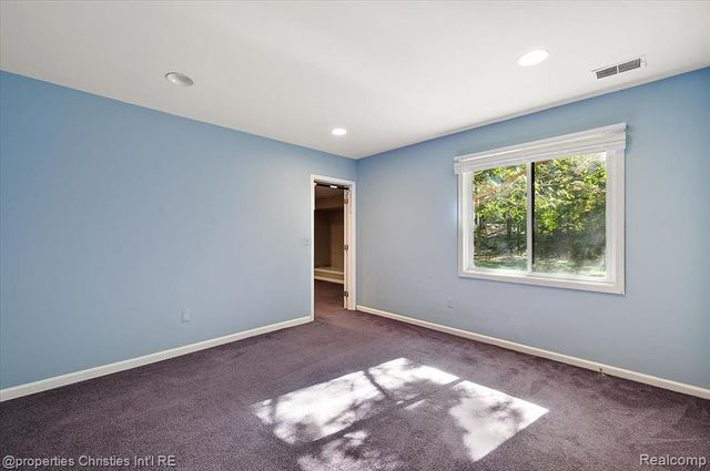 6835 High Ridge Road, West Bloomfield, MI 48324