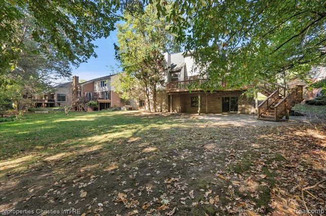 6835 High Ridge Road, West Bloomfield, MI 48324