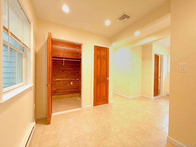 10 Fairview Drive, Yorktown Heights, NY 10598