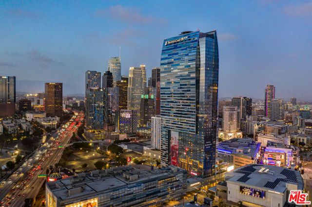 900 W Olympic Boulevard 49C, Los Angeles, CA 90015